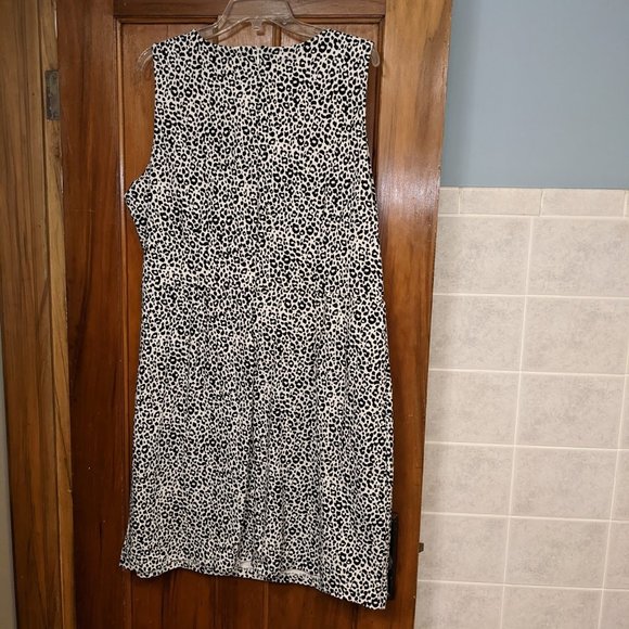 Old navy leopard print shift dress xxl - Picture 2 of 4